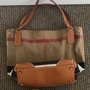Burberry shoulder bag